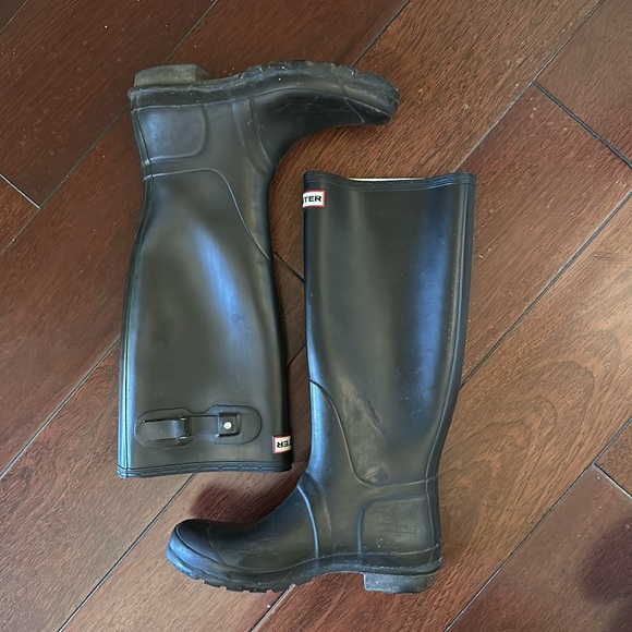 Hunter Boots - Picture 2 of 4